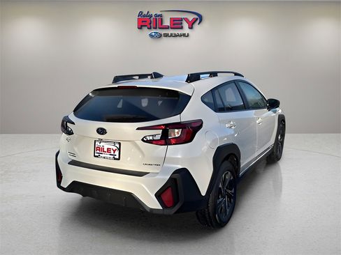 Certified 2024 Subaru Crosstrek 2.0i Premium w/ Crosstrek Mirror Package image 5