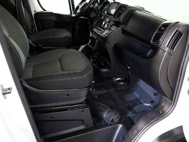Used 2025 RAM ProMaster 2500 w/ U-Haul Equipment Group FWD image 28