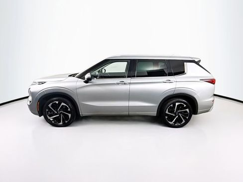 Used 2022 Mitsubishi Outlander SEL AWD/4WD image 4