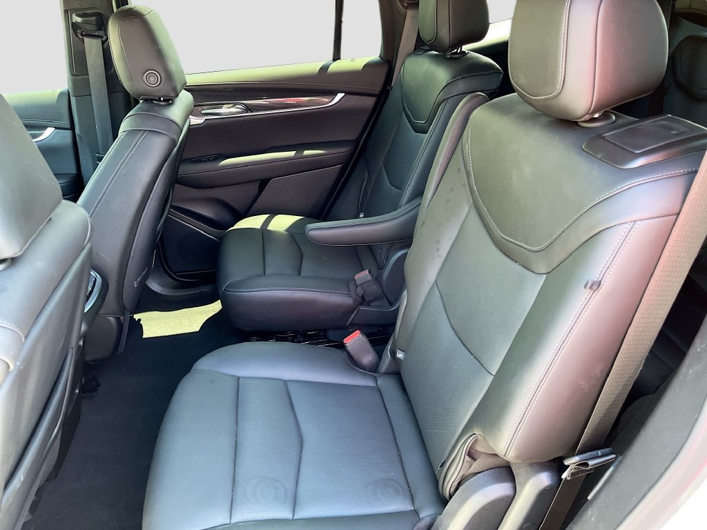 Used 2024 Cadillac XT6 Sport w/ Technology Package AWD/4WD image 26