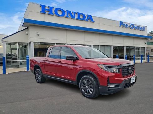 Certified 2023 Honda Ridgeline Sport image 3