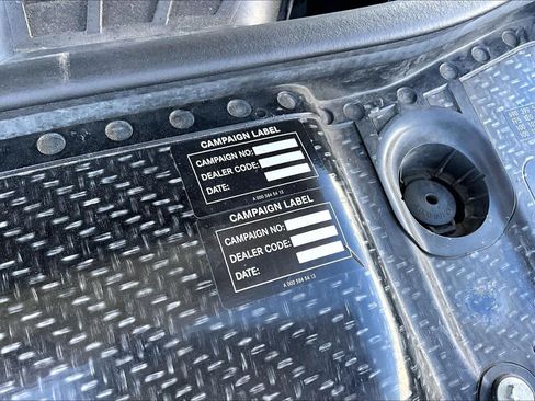 Used 2022 Mercedes-Benz GLS 450 4MATIC image 32