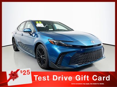 Used 2025 Toyota Camry SE w/ Multimedia Upgrade Package