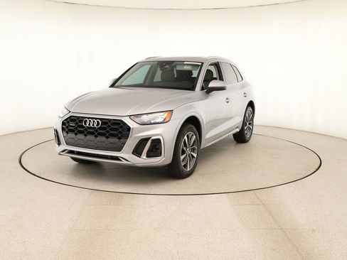 Certified 2023 Audi Q5 2.0T Premium w/ Convenience Package AWD/4WD image 12