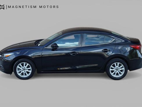 Used 2017 MAZDA MAZDA3 Sport w/ Preferred Equipment Package image 3