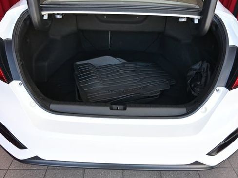 Used 2018 Honda Clarity Plug-In Hybrid image 7