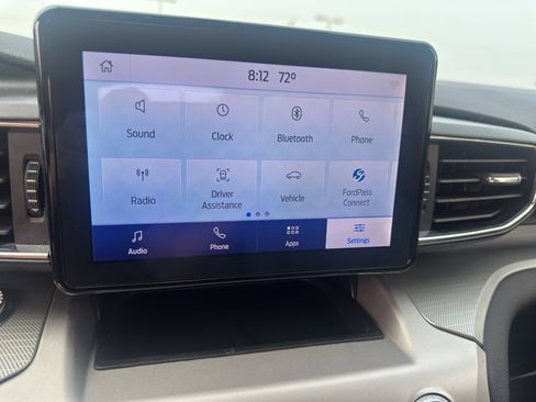 Used 2021 Ford Explorer XLT w/ Equipment Group 202A image 16