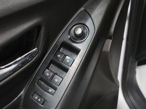 Used 2017 Chevrolet Trax LS image 14