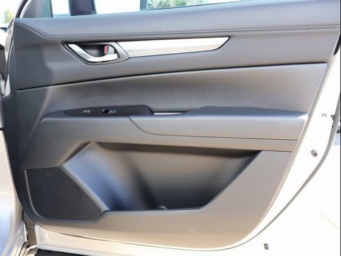 New 2025 MAZDA CX-5 AWD 2.5 S w/ Preferred Package image 9