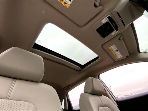 Used 2024 Honda HR-V EX-L image 13