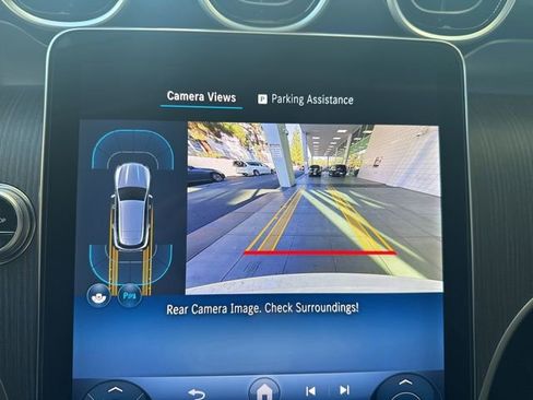 Used 2025 Mercedes-Benz GLC 350e 4MATIC image 20