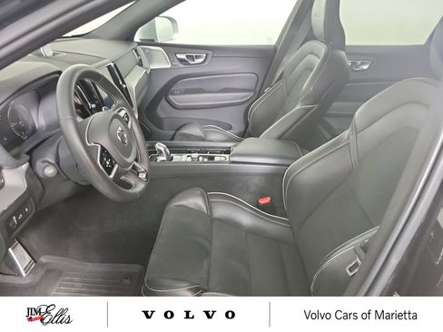 Used 2019 Volvo XC60 T8 R-Design w/ Protection Package Premier AWD/4WD image 20