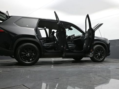 Used 2024 Toyota Grand Highlander AWD image 37