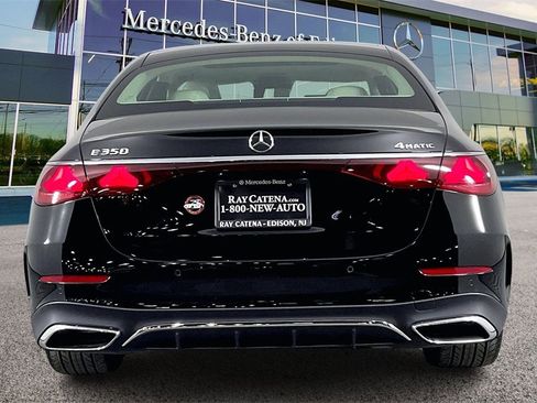 New 2026 Mercedes-Benz E 350 4MATIC Sedan image 4