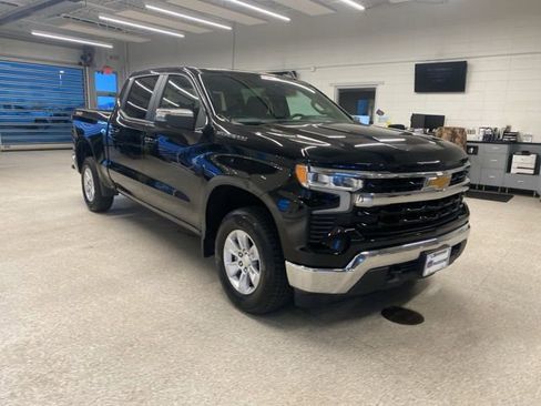 Certified 2025 Chevrolet Silverado 1500 LT image 3