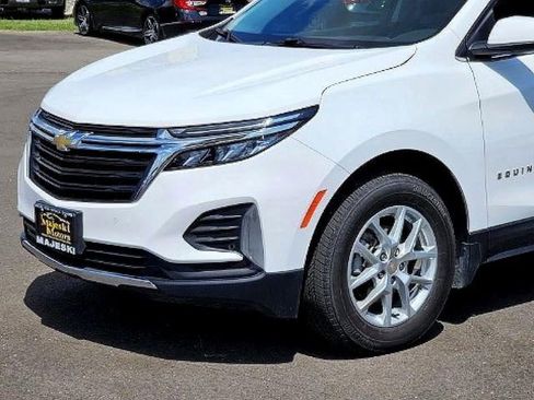 Used 2023 Chevrolet Equinox LT w/ LPO, Floor Liner Package image 15