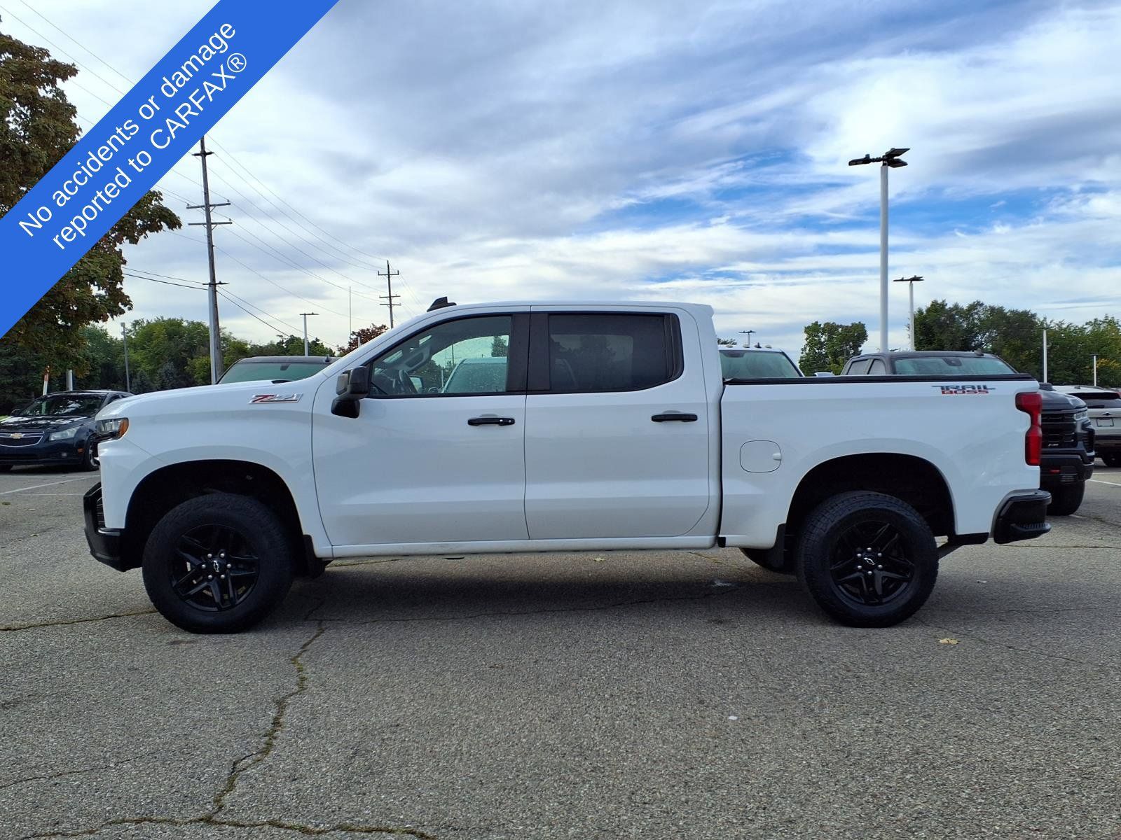 Used 2021 Chevrolet Silverado 1500 LT Trail Boss w/ Convenience Package II AWD/4WD image 8