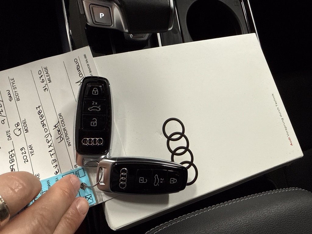 Used 2023 Audi Q8 Premium Plus w/ Premium Plus Package AWD/4WD image 7