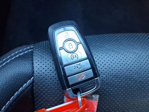 Used 2023 Ford Mustang GT Premium image 30