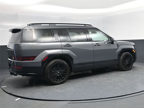 Used 2024 Hyundai Santa Fe Calligraphy image 4