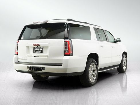 Used 2019 GMC Yukon XL SLT AWD/4WD image 5