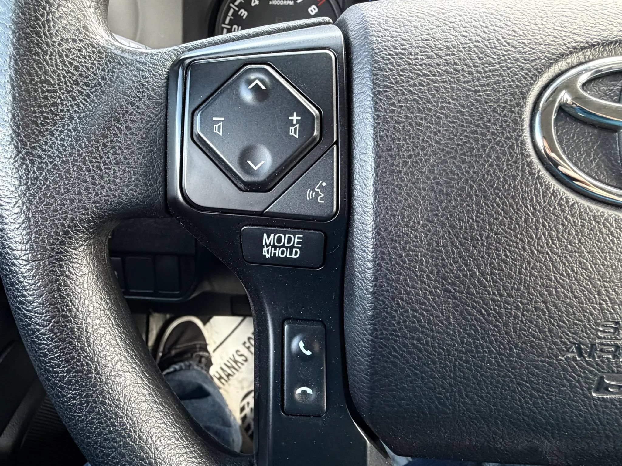 Used 2021 Toyota Tacoma SR AWD/4WD image 24