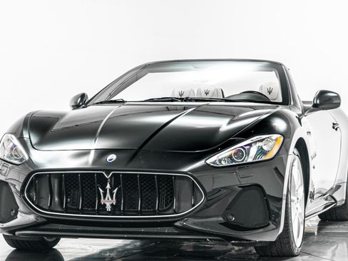 Used 2019 Maserati GranTurismo Sport RWD image 5