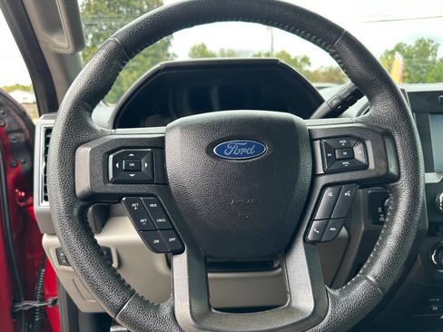 Used 2015 Ford F150 XLT w/ Equipment Group 302A Luxury image 27