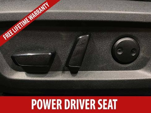 Used 2025 Nissan Rogue SV FWD image 8