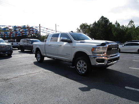 Used 2019 RAM 2500 Limited image 6