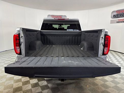Used 2019 GMC Sierra 1500 SLE w/ SLE Value Package image 18