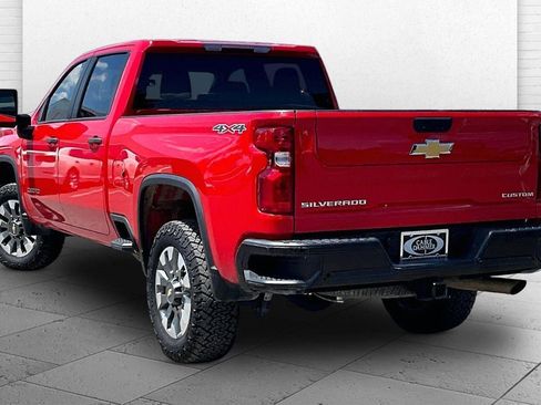 Used 2024 Chevrolet Silverado 2500 Custom w/ Custom Convenience Package AWD/4WD image 10