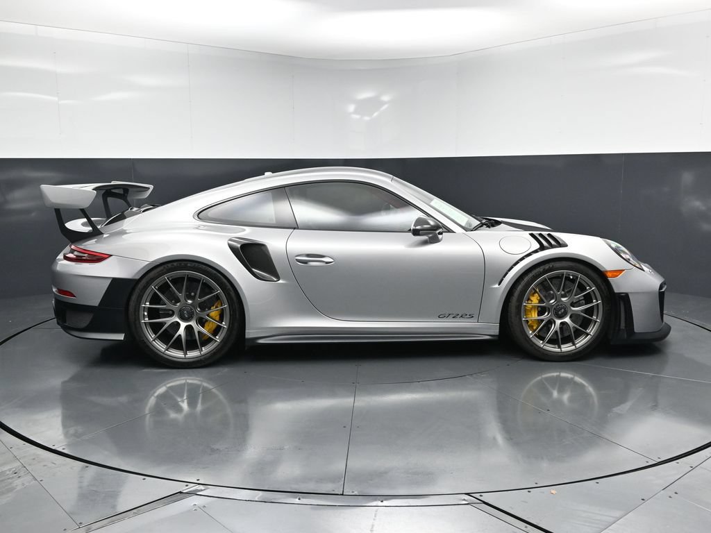 Used 2018 Porsche 911 GT2 RS RWD image 10