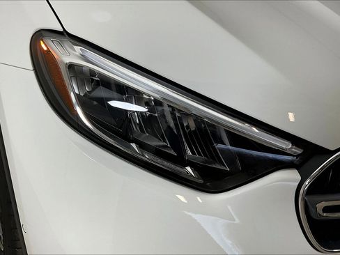 New 2026 Mercedes-Benz GLC 300 4MATIC image 7