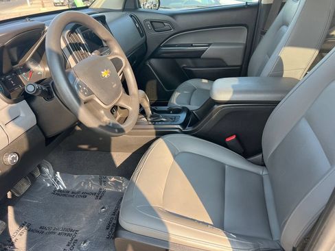 Used 2021 Chevrolet Colorado W/T w/ WT Convenience Package RWD image 9