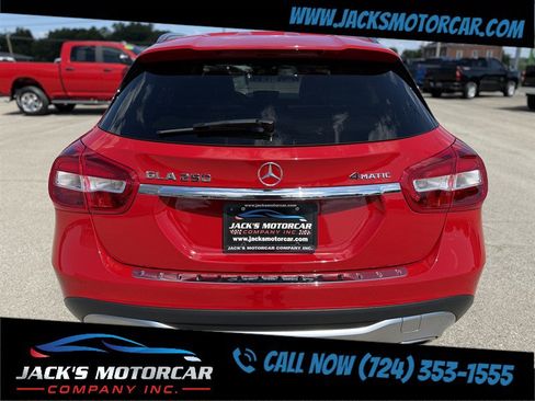 Used 2019 Mercedes-Benz GLA 250 4MATIC image 8
