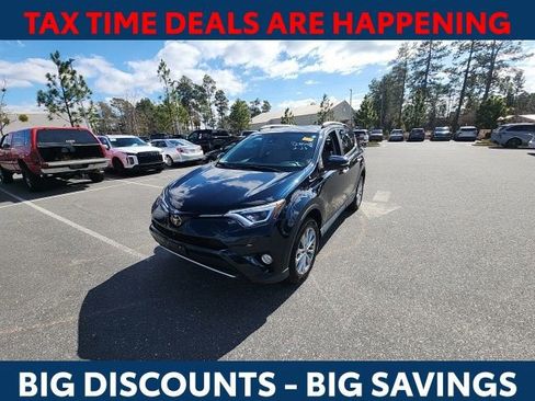 Used 2018 Toyota RAV4 Limited w/ Advanced Technology Package image 5