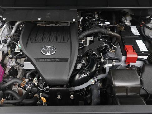 Used 2023 Toyota Highlander XSE image 31