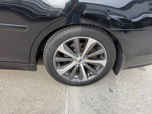 Used 2017 Subaru Legacy 2.5i Limited AWD/4WD image 38