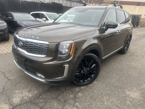Used 2021 Kia Telluride SX w/ SX Prestige Package AWD/4WD image 1