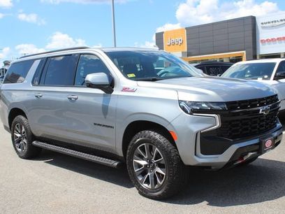 Used 2023 Chevrolet Suburban Z71 w/ Luxury Package