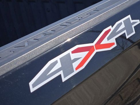 Used 2020 Chevrolet Silverado 1500 LTZ w/ LTZ Premium Package image 11