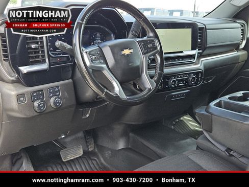 Used 2024 Chevrolet Silverado 3500 LT w/ Convenience Package AWD/4WD image 23