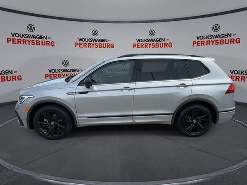Certified 2023 Volkswagen Tiguan SE R-Line FWD image 5