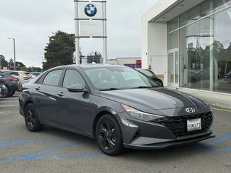 Used 2022 Hyundai Elantra SEL FWD video 1