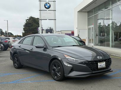Used 2022 Hyundai Elantra SEL