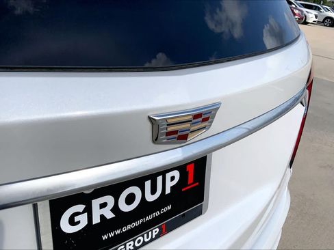 Certified 2024 Cadillac XT6 Luxury FWD image 10
