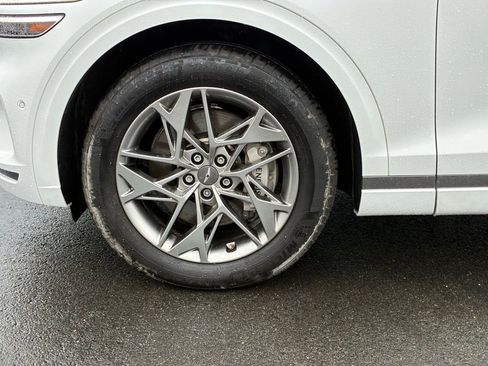 Used 2023 Genesis GV70 2.5T w/ Advanced Package image 56