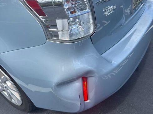 Used 2014 Toyota Prius V Three FWD image 8