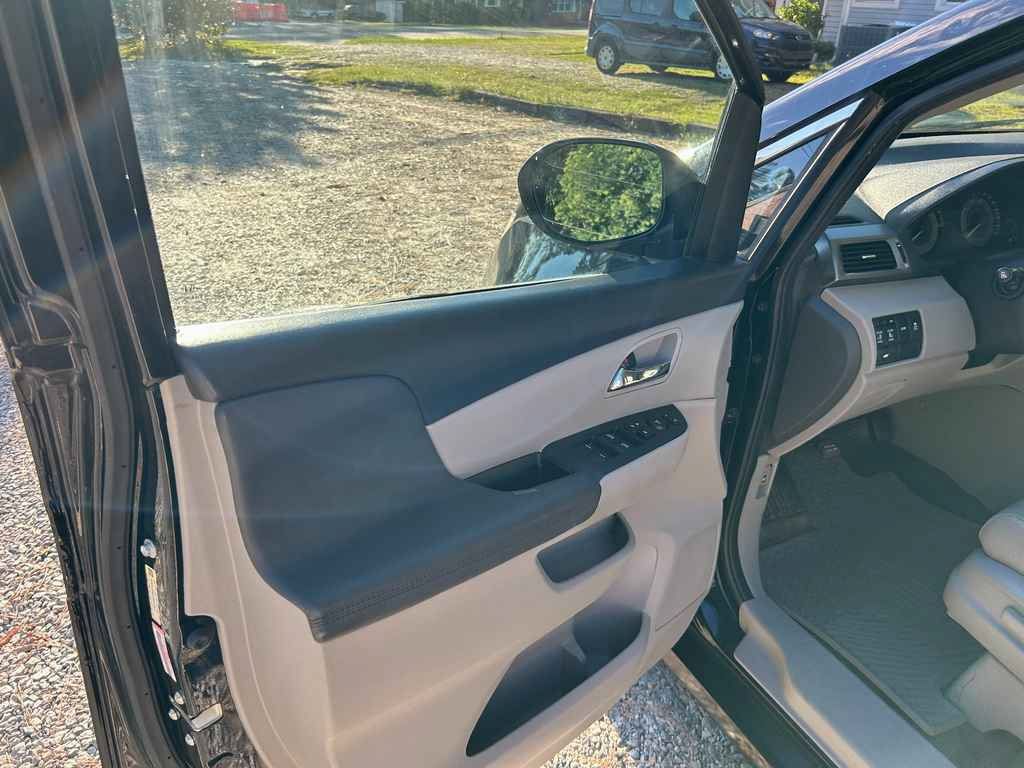 Used 2015 Honda Odyssey EX-L image 7